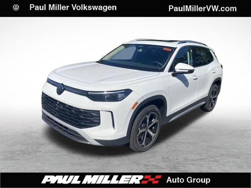 2025 Volkswagen Tiguan 2.0T SE 4MOTION
