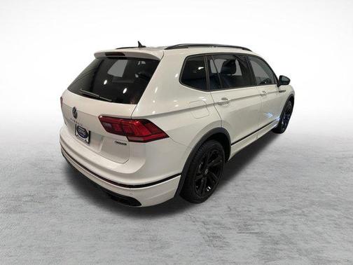 2023 Volkswagen Tiguan 2.0T SE R-Line Black 4MOTION