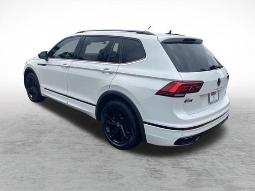 2023 Volkswagen Tiguan 2.0T SE R-Line Black 4MOTION