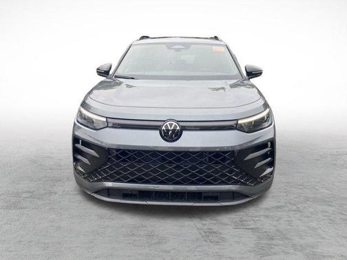 2025 Volkswagen Tiguan 2.0T SE R-Line Black 4MOTION