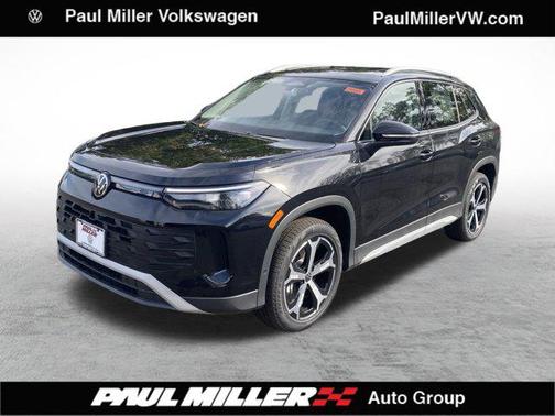 2025 Volkswagen Tiguan 2.0T SE 4MOTION