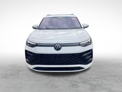 2025 Volkswagen Tiguan 2.0T SEL R-Line 4MOTION