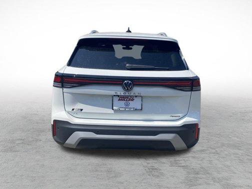 2025 Volkswagen Tiguan 2.0T SE 4MOTION