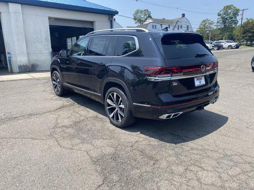 2025 Volkswagen Atlas 2.0T SEL Premium R-Line 4MOTION