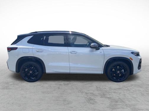 2025 Volkswagen Tiguan 2.0T SE R-Line Black 4MOTION