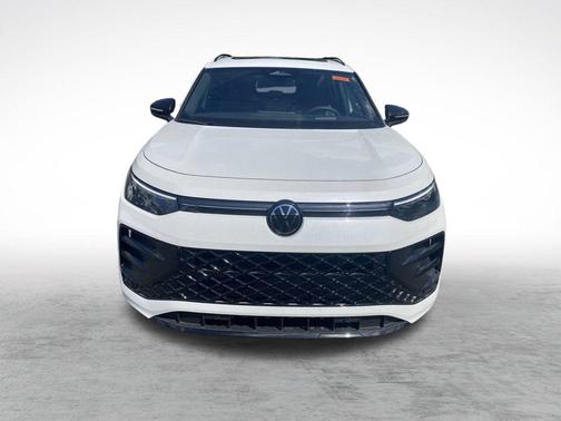 2025 Volkswagen Tiguan 2.0T SE R-Line Black 4MOTION