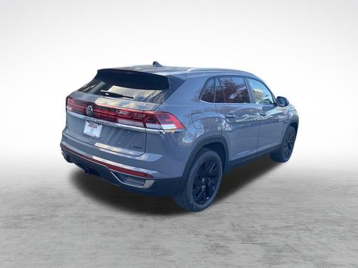 2026 Volkswagen Atlas Cross Sport 2.0T SE w/Technology 4MOTION