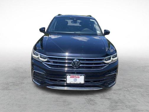 2022 Volkswagen Tiguan 2.0T SEL R-Line 4MOTION