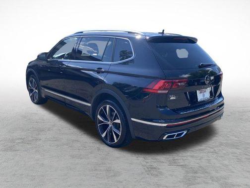 2022 Volkswagen Tiguan 2.0T SEL R-Line 4MOTION