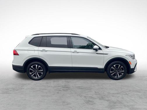 Pure White 2022 Volkswagen Tiguan 2.0T S 4MOTION