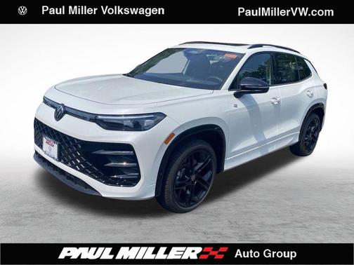 2025 Volkswagen Tiguan 2.0T SE R-Line Black 4MOTION