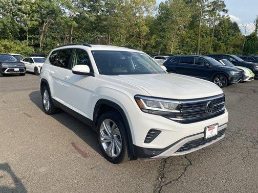 2022 Volkswagen Atlas 3.6L SE w/Technology