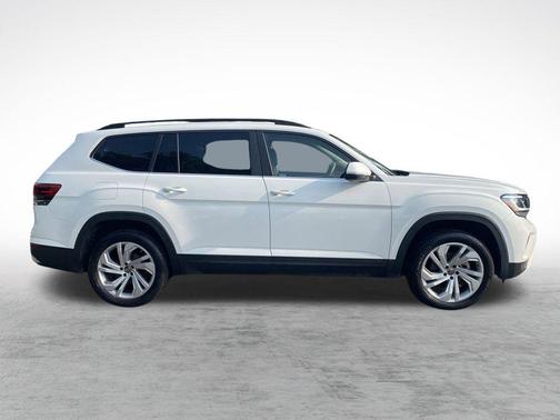 2022 Volkswagen Atlas 3.6L SE w/Technology