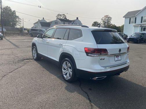 2022 Volkswagen Atlas 3.6L SE w/Technology