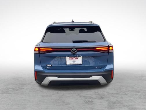 2025 Volkswagen Tiguan 2.0T SE 4MOTION