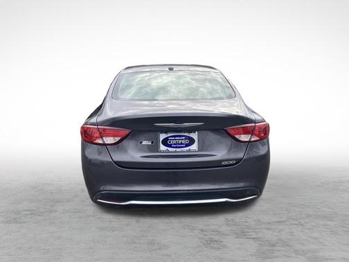 Granite Crystal Metallic Clearcoat 2015 Chrysler 200 Limited