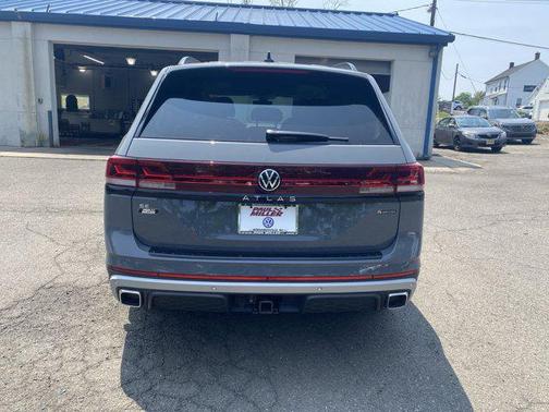 2025 Volkswagen Atlas 2.0T Peak Edition