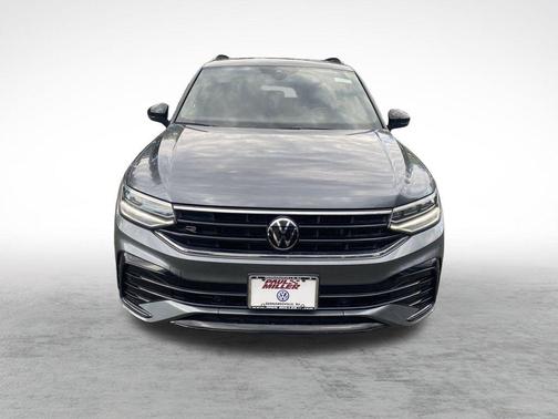 2024 Volkswagen Tiguan 2.0T SE R-Line Black 4MOTION