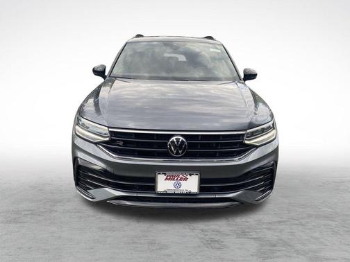 2024 Volkswagen Tiguan 2.0T SE R-Line Black 4MOTION