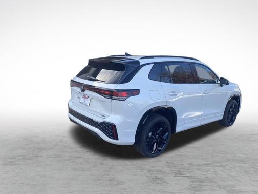 2025 Volkswagen Tiguan 2.0T SE R-Line Black 4MOTION