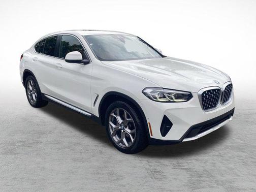 2023 BMW X4 xDrive30i