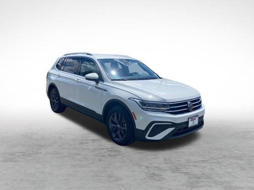 Pure White 2024 Volkswagen Tiguan 2.0T SE 4MOTION