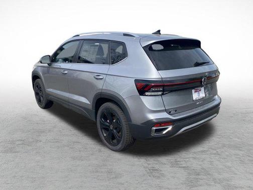 2025 Volkswagen Taos 1.5T SEL