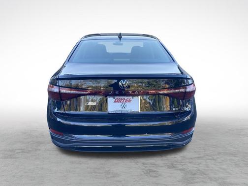 2026 Volkswagen Jetta 1.4T SE