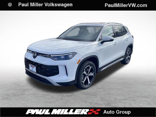 2025 Volkswagen Tiguan 2.0T SE 4MOTION