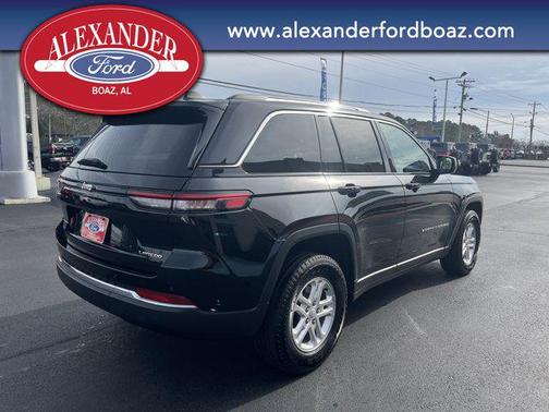 2024 Jeep Grand Cherokee Laredo