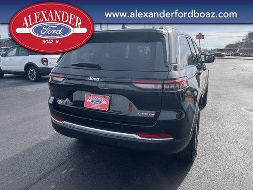 2024 Jeep Grand Cherokee Laredo