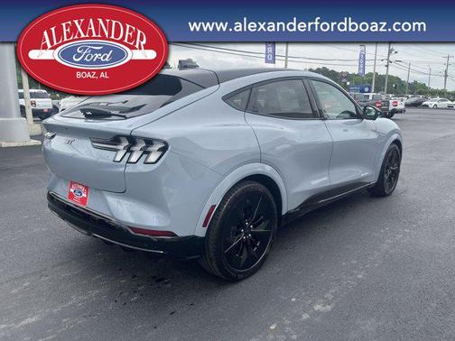 2025 Ford Mustang Mach-E GT