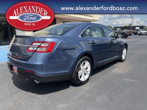 2018 Ford Taurus SE