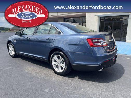 2018 Ford Taurus SE