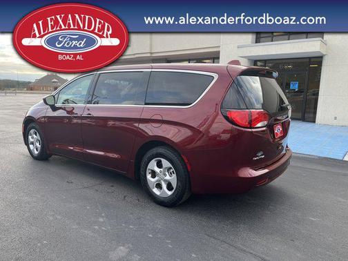 2017 Chrysler Pacifica LX