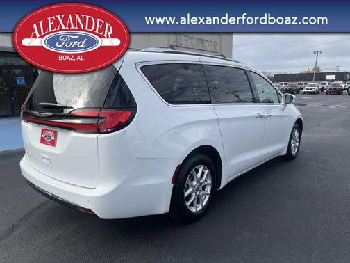 2021 Chrysler Pacifica Touring L