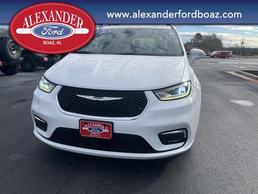 2021 Chrysler Pacifica Touring L