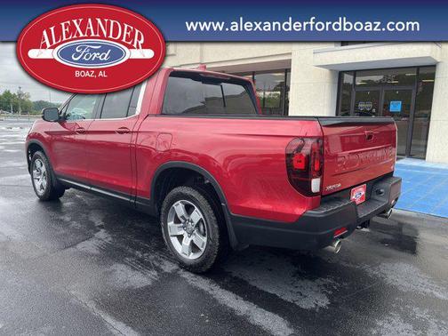 Radiant Red Metallic II 2025 Honda Ridgeline RTL