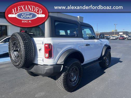 2025 Ford Bronco Base