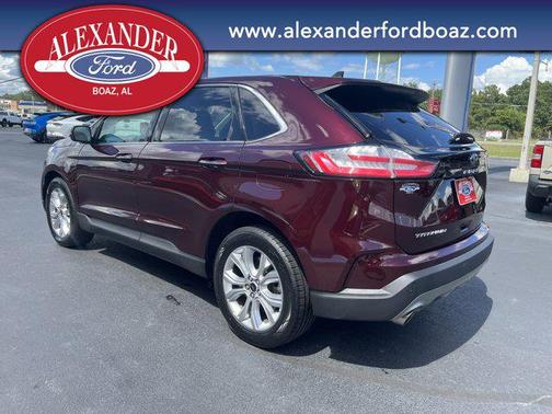 2024 Ford Edge Titanium