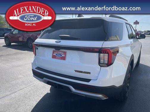 Star White Metallic Tri-Coat 2026 Ford Explorer Tremor