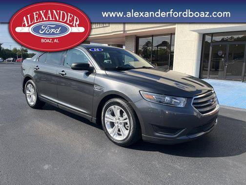 2016 Ford Taurus SE
