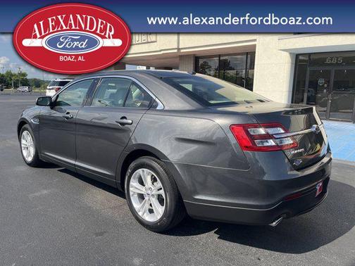 2018 Ford Taurus SE