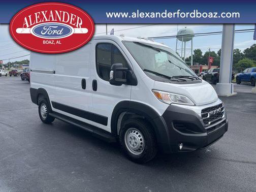 Bright White Clearcoat 2025 RAM ProMaster 2500 Tradesman