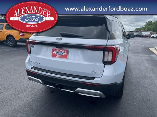 SPACE WHITE METALLIC 2025 Ford Explorer Platinum