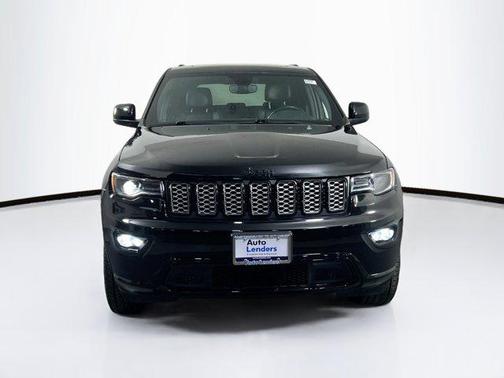 2022 Jeep Grand Cherokee Laredo