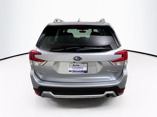 Ice Silver Metallic 2023 Subaru Forester Touring