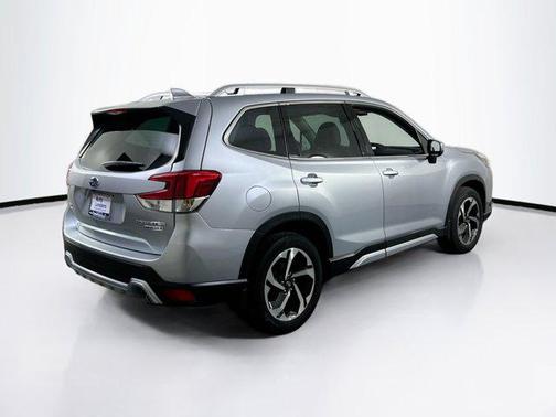 Ice Silver Metallic 2023 Subaru Forester Touring