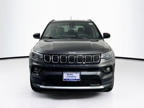 Granite Crystal Metallic Clearcoat 2023 Jeep Compass Limited