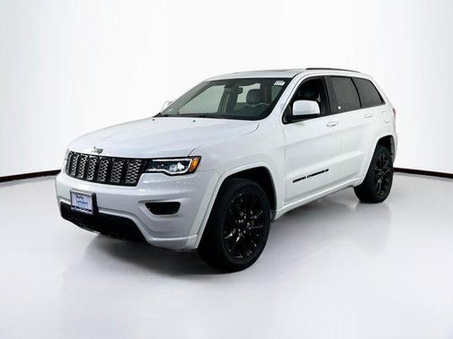 2022 Jeep Grand Cherokee Laredo